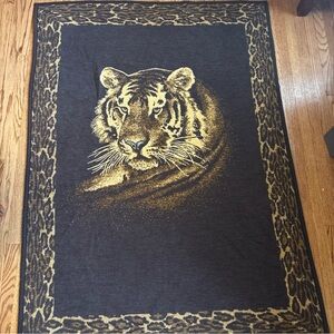 Orion Biederlack Fleece blanket reversible Tiger Profile & Print 53” x 72” USA